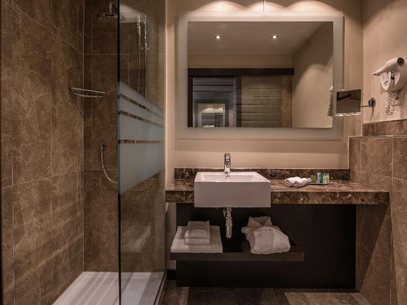 Hilton Geneva Hotel & Conference Centre image