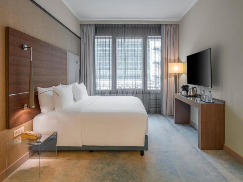 Hilton Geneva Hotel & Conference Centre image
