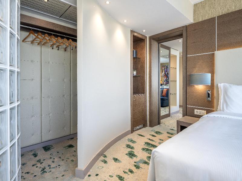 Hilton Geneva Hotel & Conference Centre image