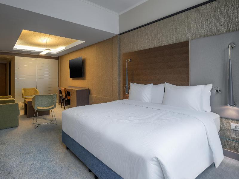 Hilton Geneva Hotel & Conference Centre image