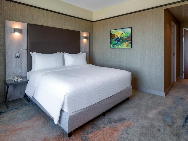 Hilton Geneva Hotel & Conference Centre image