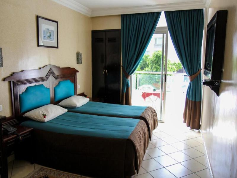 New Farah Hotel image
