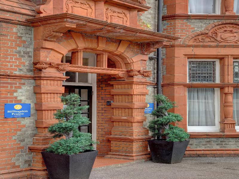 Sure Hotel by Best Western Reading image