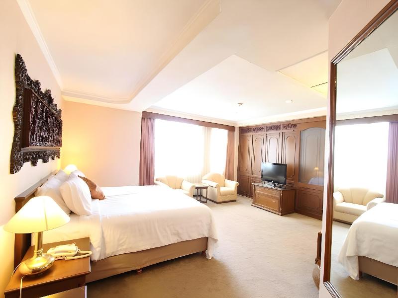 Regent's Park Hotel image