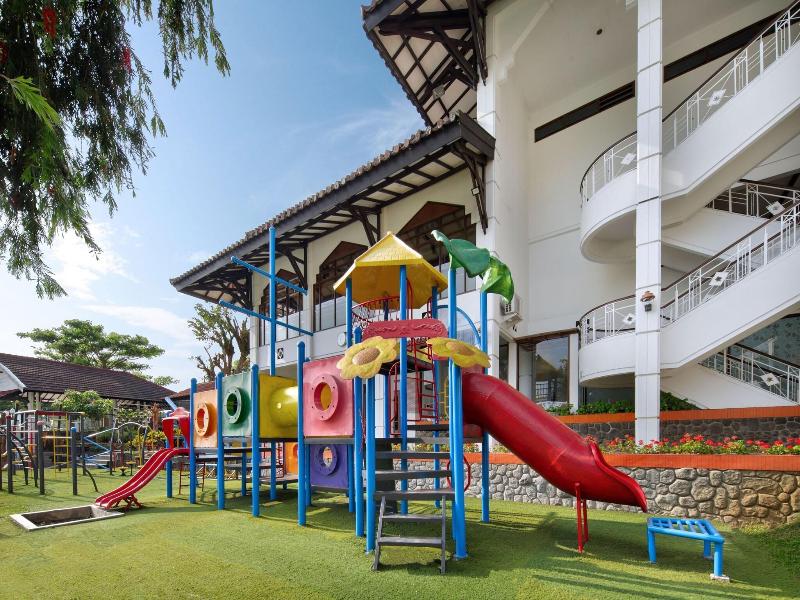 Royal Orchid Garden image