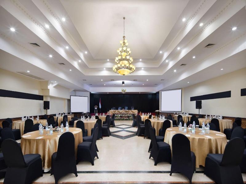 Royal Orchid Garden image