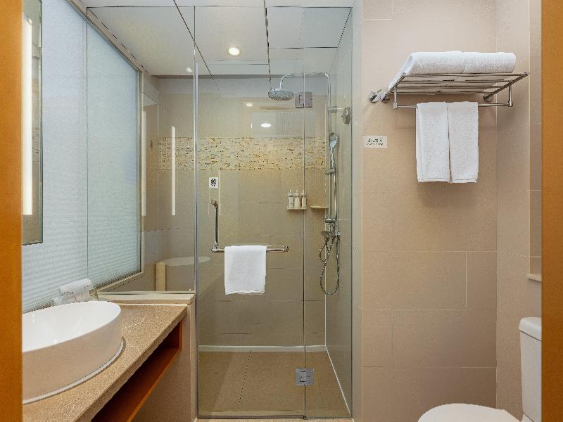 Holiday Inn Shanghai Pudong Kangqiao image