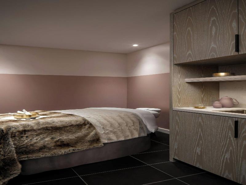 The St Regis Toronto image
