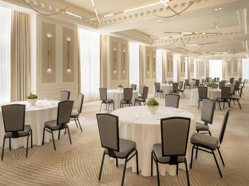 The St Regis Toronto image