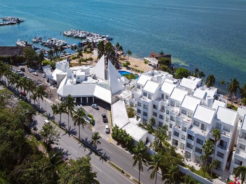 Sunset Marina Resort & Yacht Club image