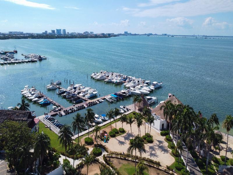 Sunset Marina Resort & Yacht Club image