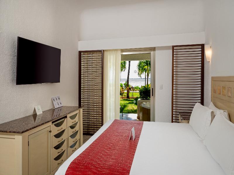 Sunset Marina Resort & Yacht Club image