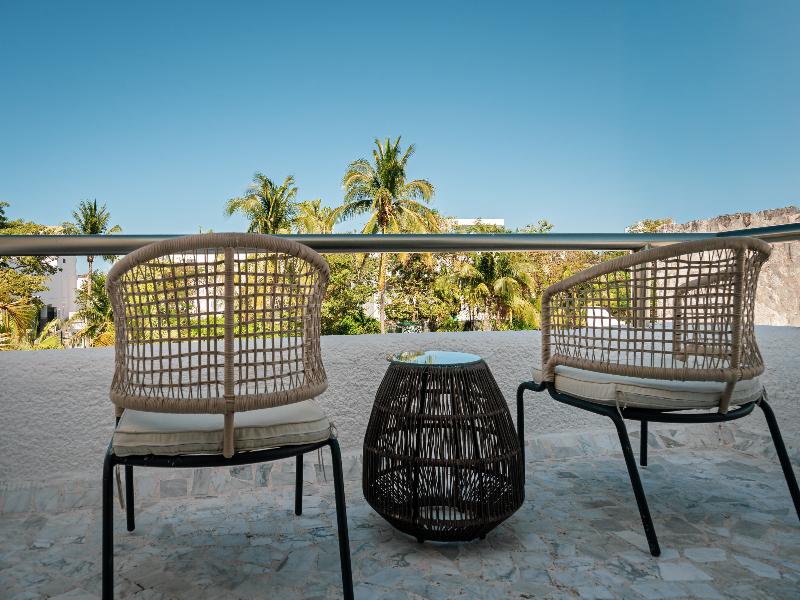 Sunset Marina Resort & Yacht Club image