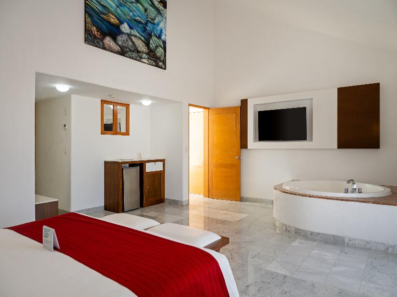 Sunset Marina Resort & Yacht Club image