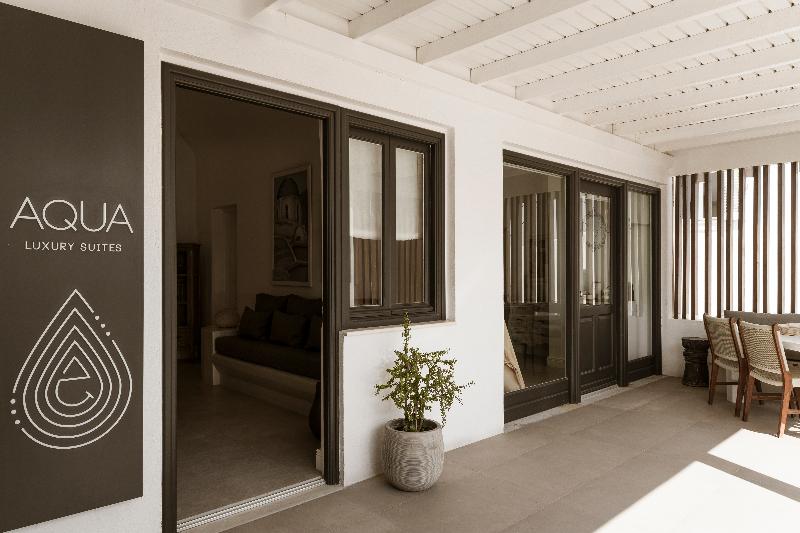 Aqua Luxury Suites image
