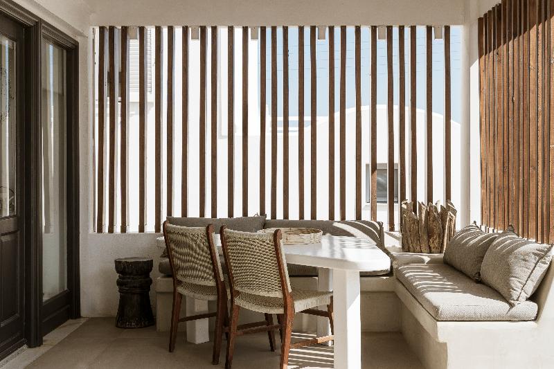 Aqua Luxury Suites image