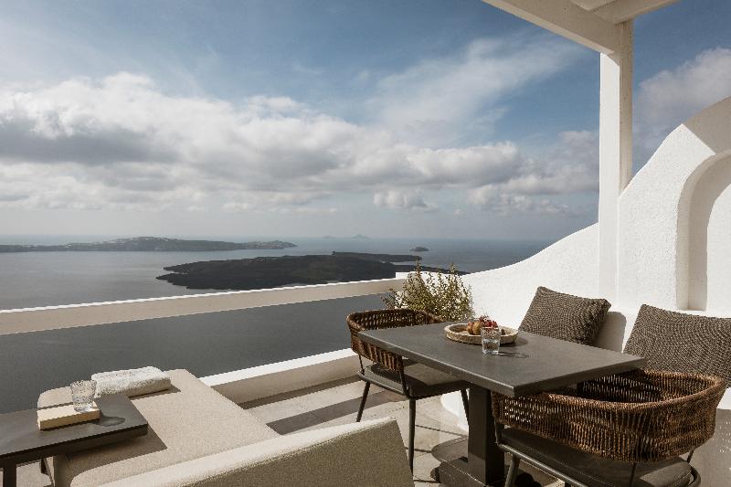 Aqua Luxury Suites image