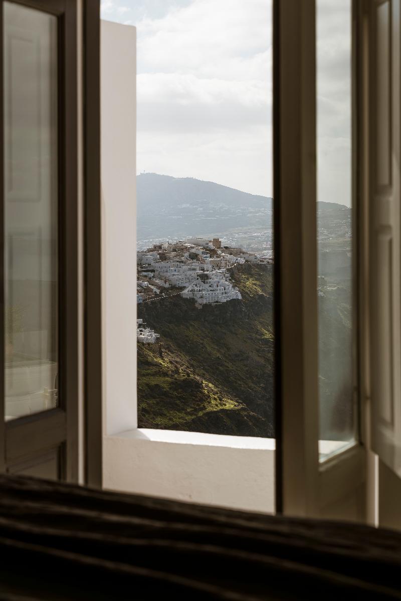 Aqua Luxury Suites image