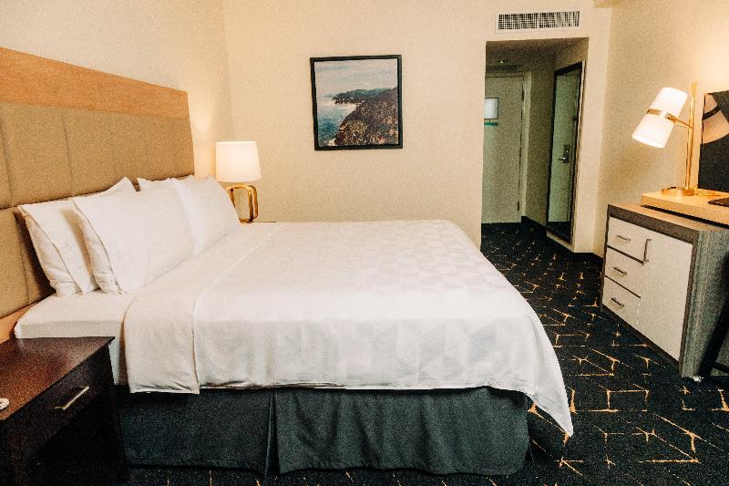 Holiday Inn San Salvador image