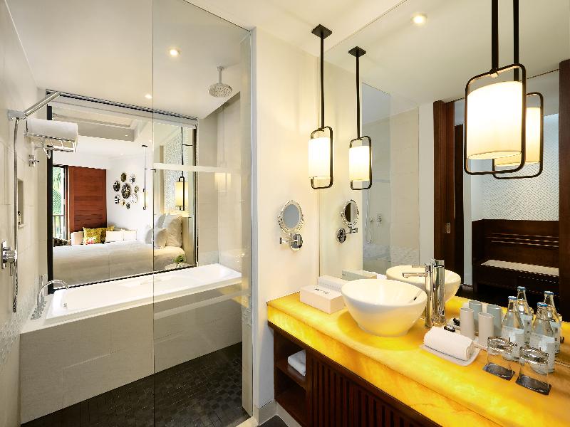 Pullman Danang Beach Resort image
