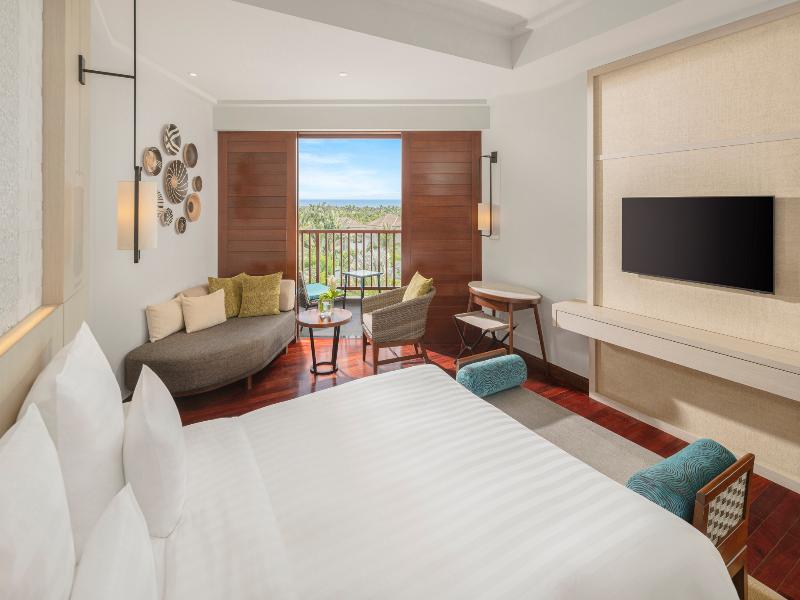Pullman Danang Beach Resort image