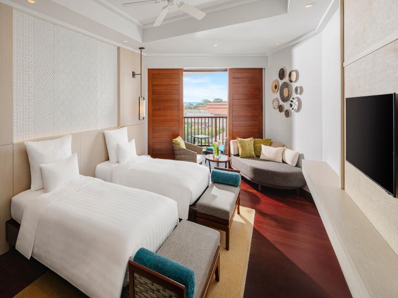 Pullman Danang Beach Resort image