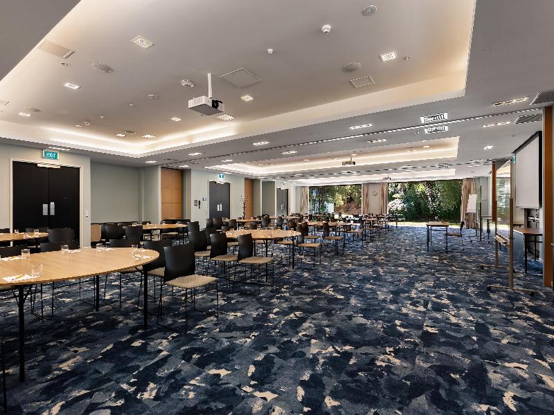 Sudima Auckland Airport image