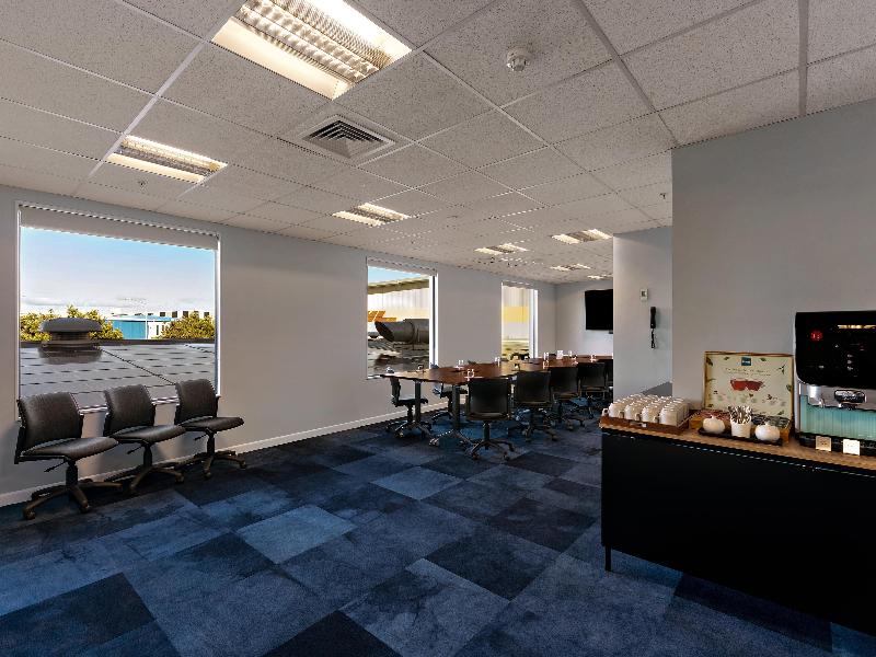 Sudima Auckland Airport image