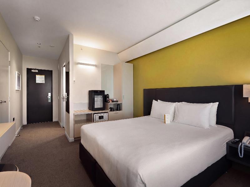 Sudima Auckland Airport image