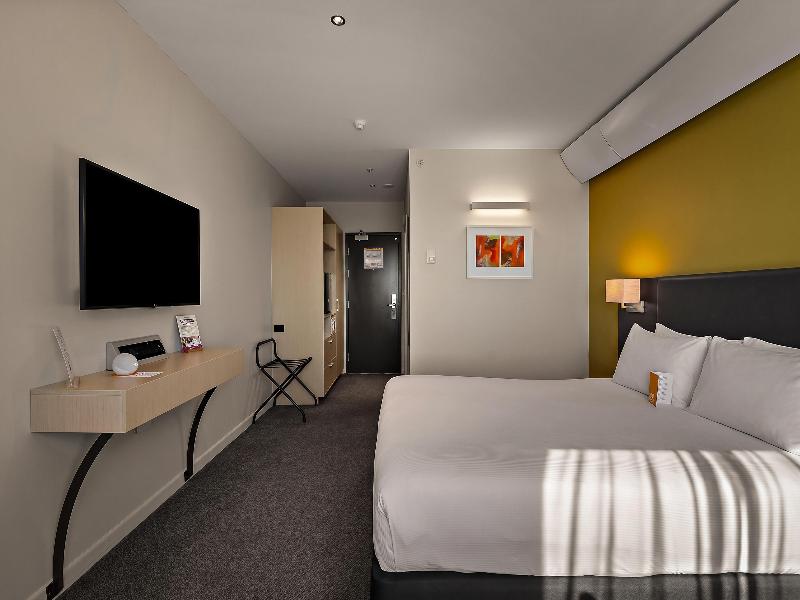 Sudima Auckland Airport image