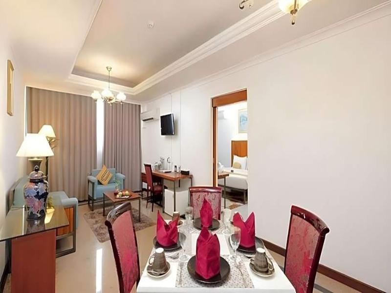 Metro Park View Hotel image
