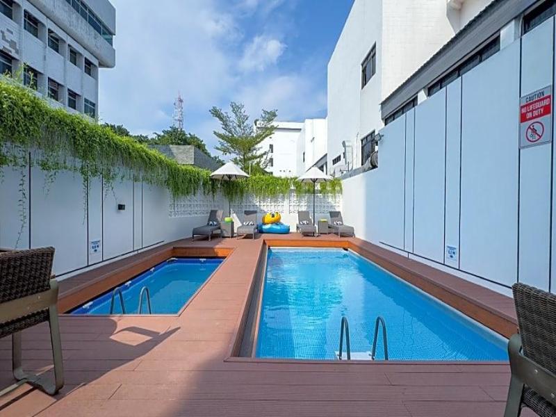 Metro Park View Hotel image