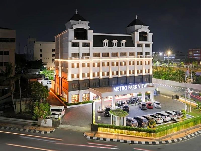 Metro Park View Hotel image