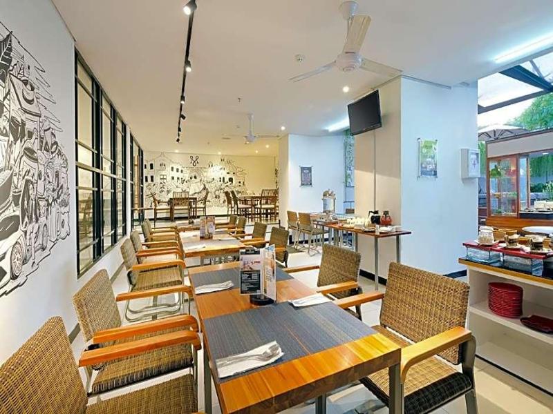 Metro Park View Hotel image