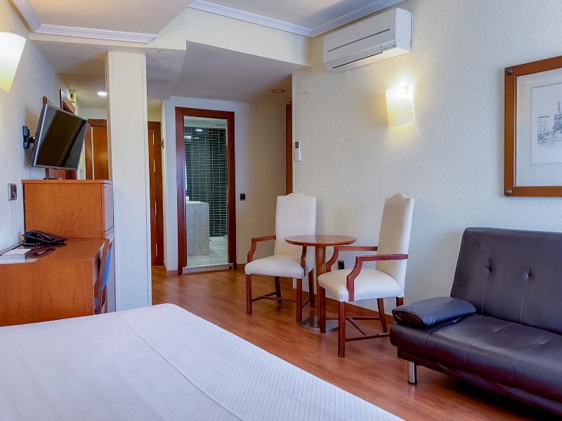 Torreluz Aparthotel image