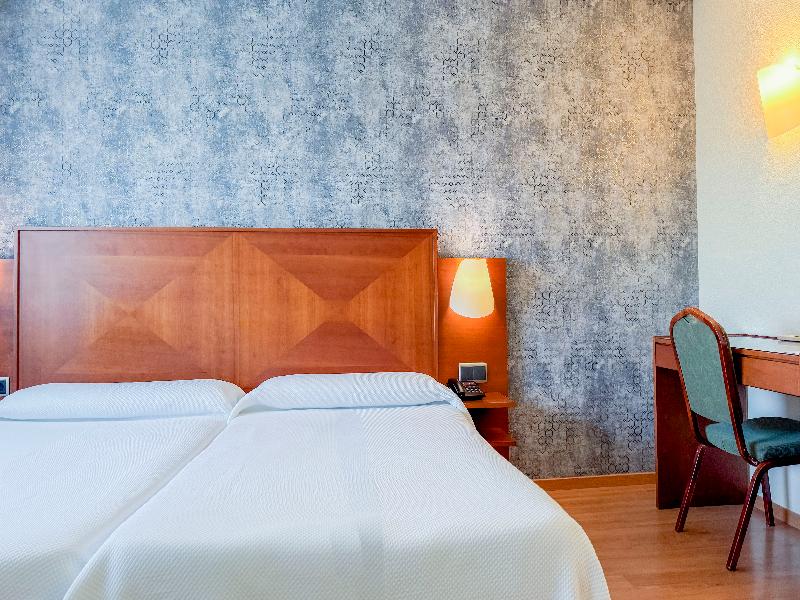 Torreluz Aparthotel image