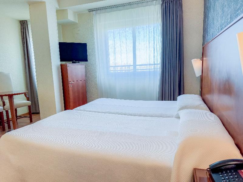 Torreluz Aparthotel image