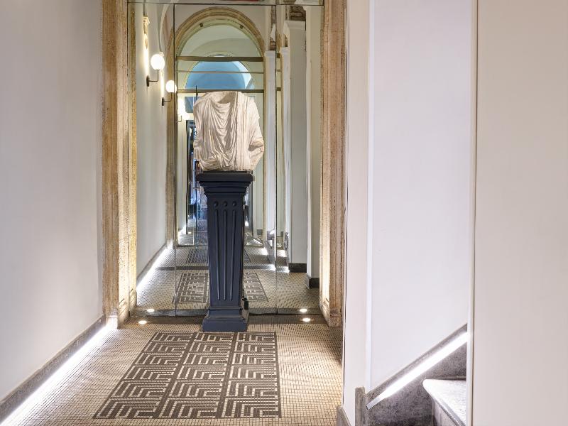 Navona Palace Collection image