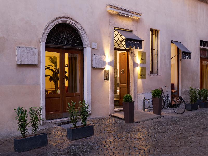 Navona Palace Collection image