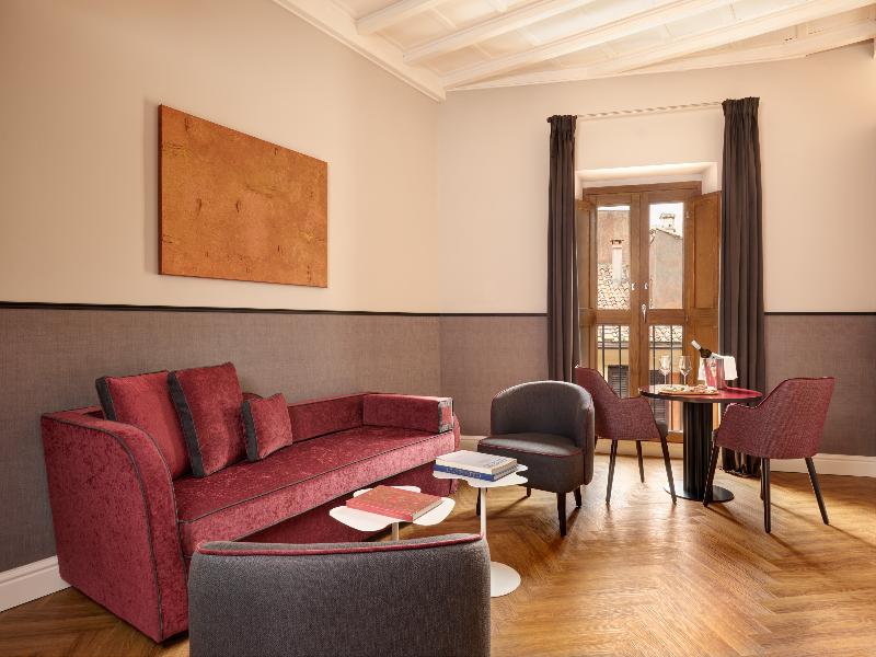 Navona Palace Collection image