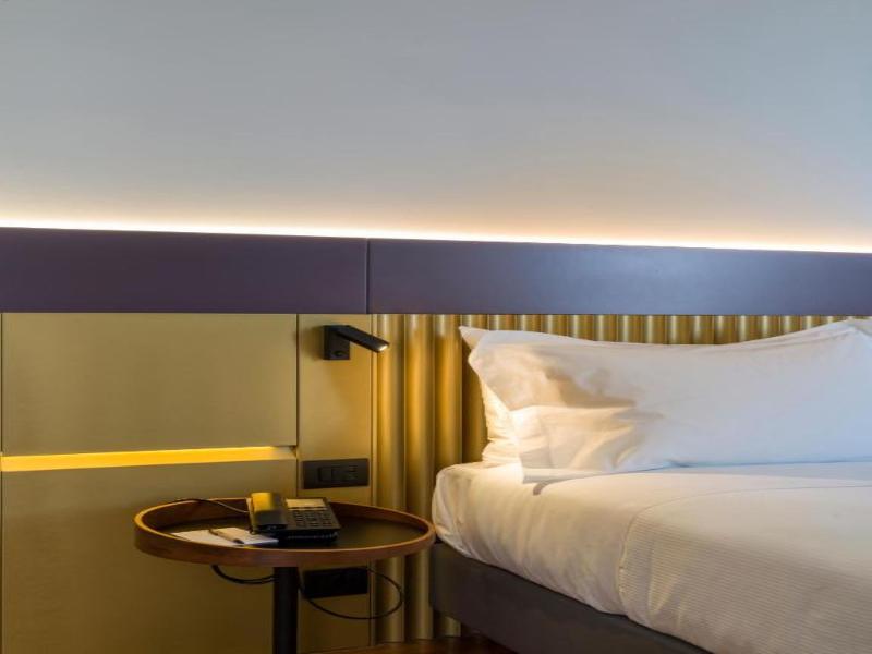 UNA Hotels One Catania Wellness & SPA image