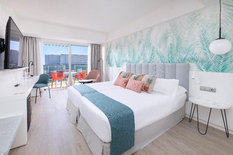 Hotel Cristina by Tigotan Las Palmas image