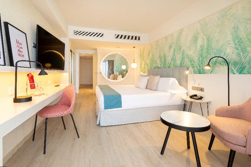 Hotel Cristina by Tigotan Las Palmas image