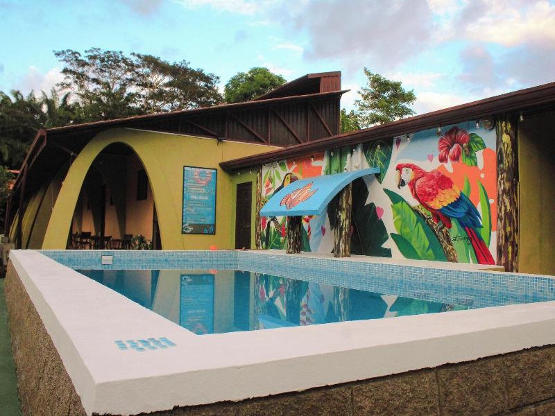 Kayak Lodge image