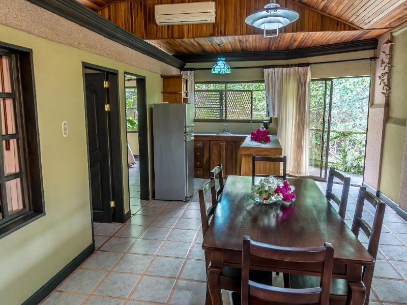 Kayak Lodge image