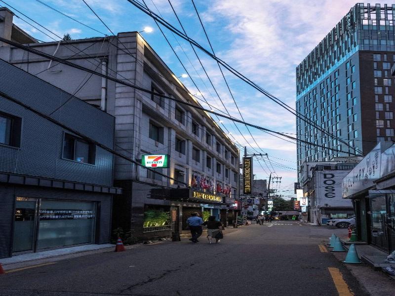 New Cheonji Hotel Seoul image