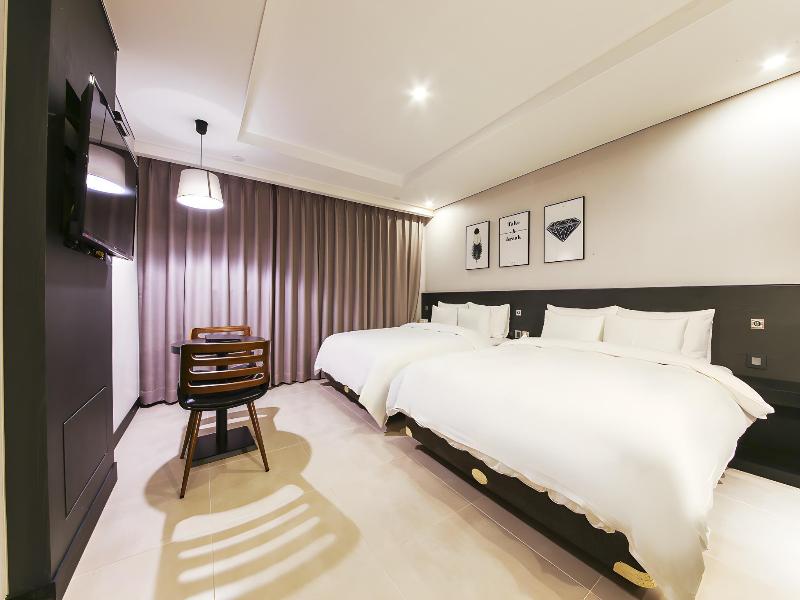 Hotel Kobos image