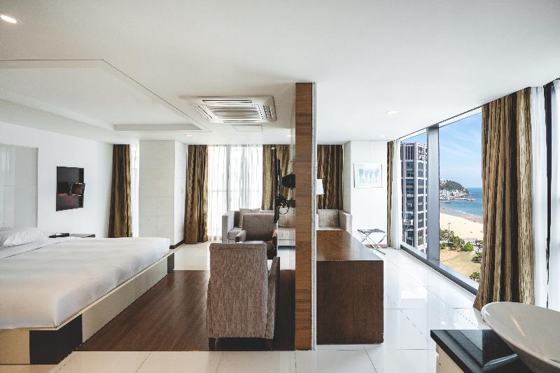 SUNSET HOTEL image