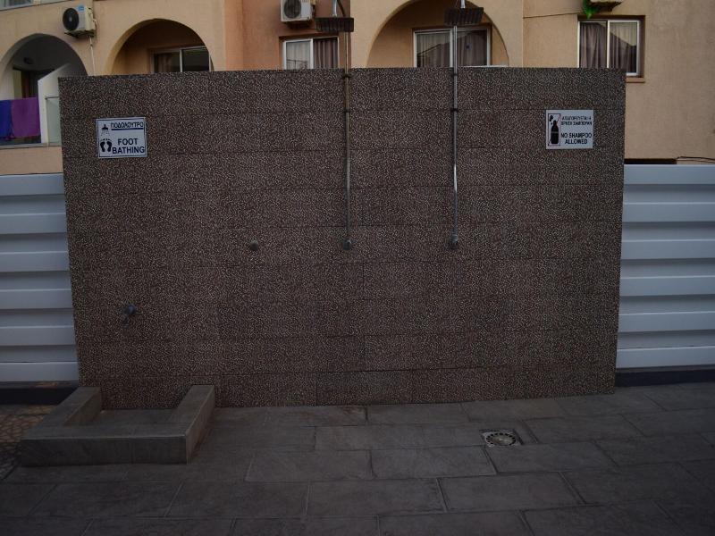 A. Maos Apts image
