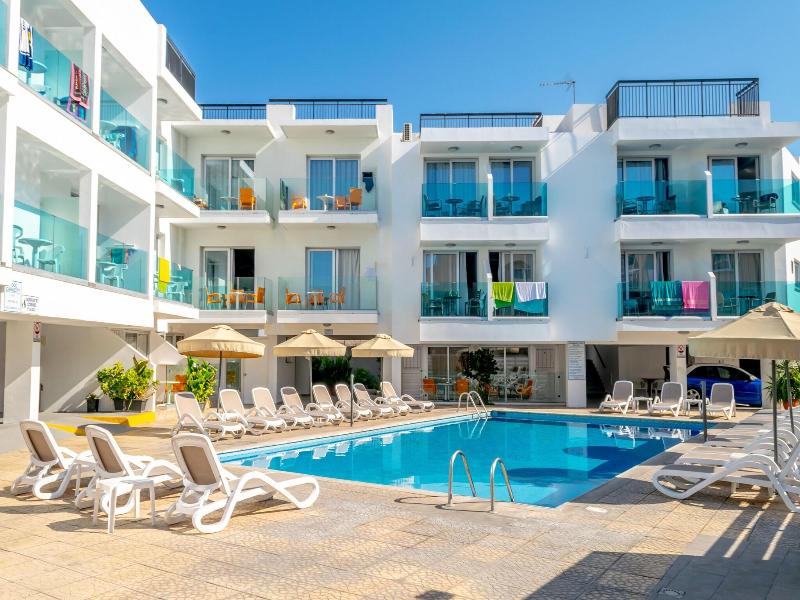 A. Maos Apts image